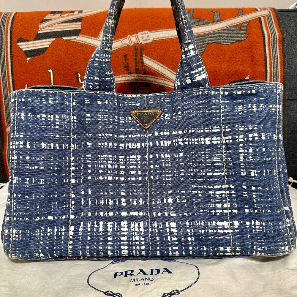 PRADA❤️🌟DENIM TOTE⭐️